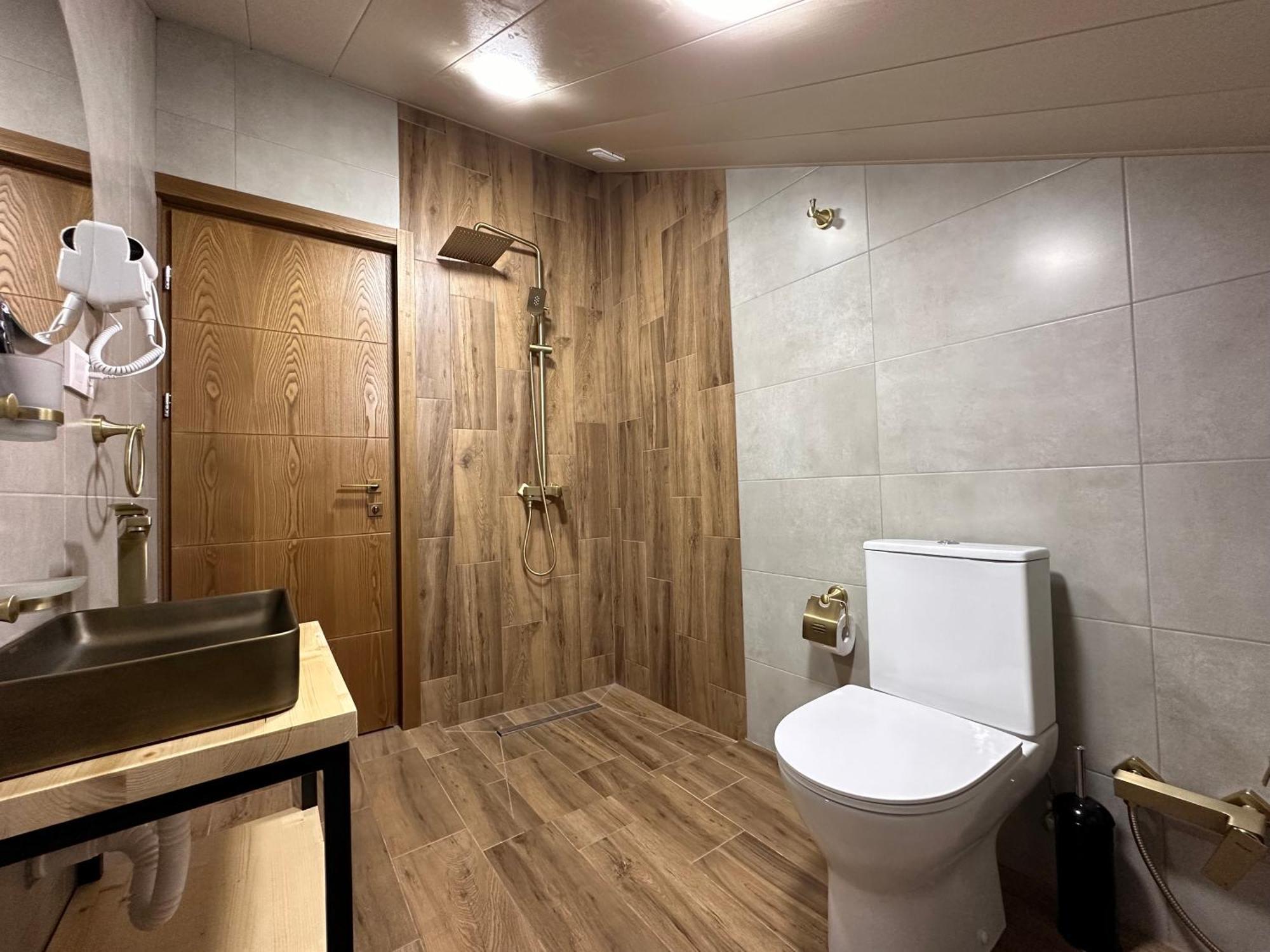 Hotel Mountime Kazbegi מראה חיצוני תמונה