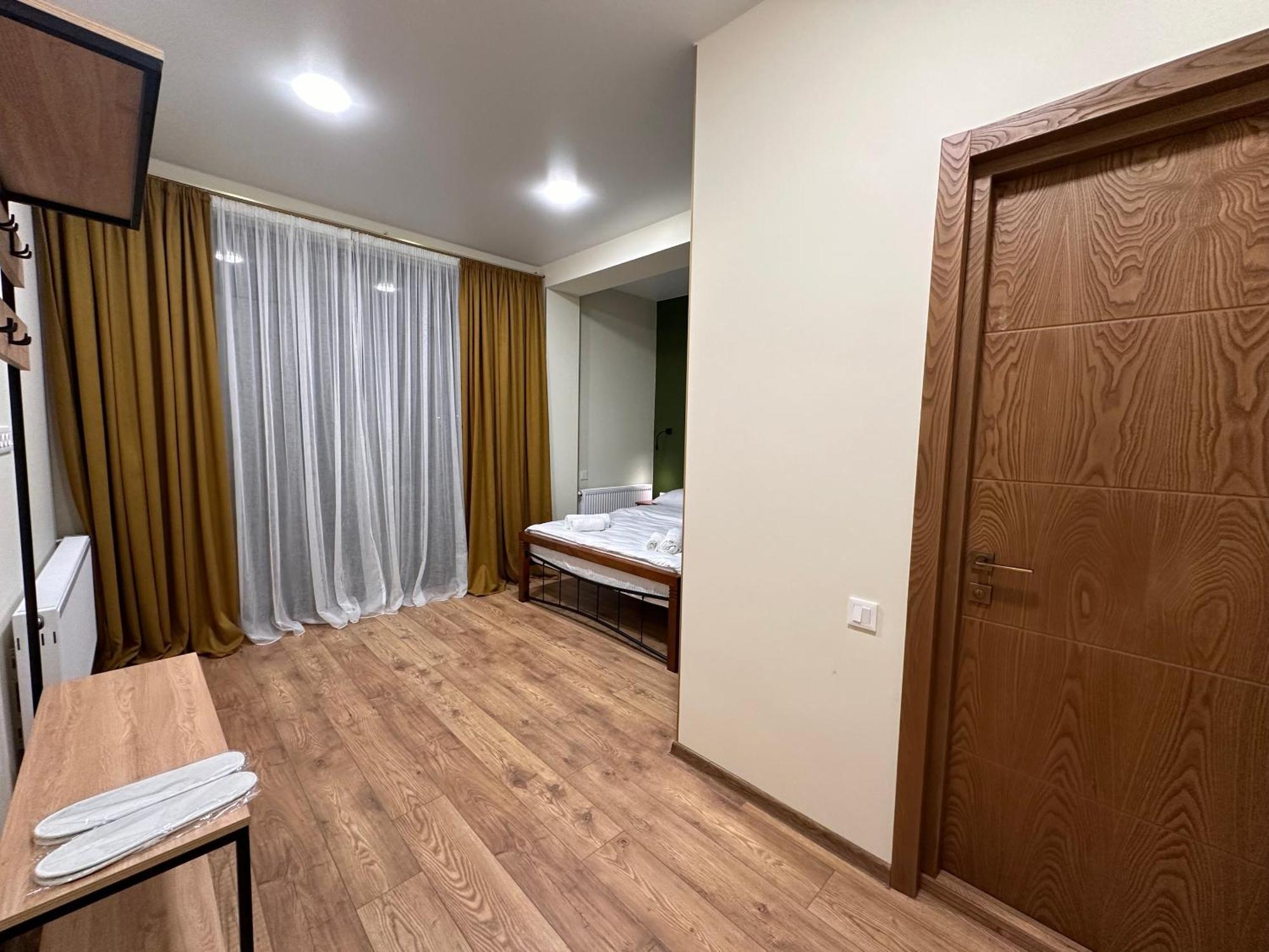 Hotel Mountime Kazbegi מראה חיצוני תמונה