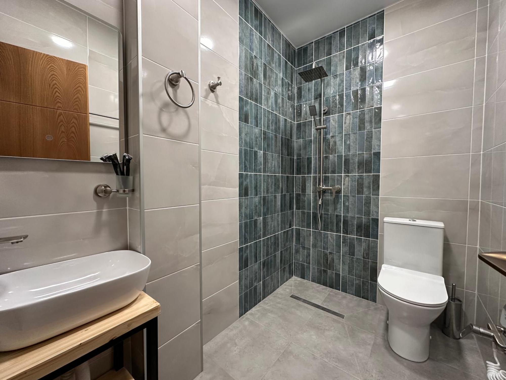 Hotel Mountime Kazbegi מראה חיצוני תמונה