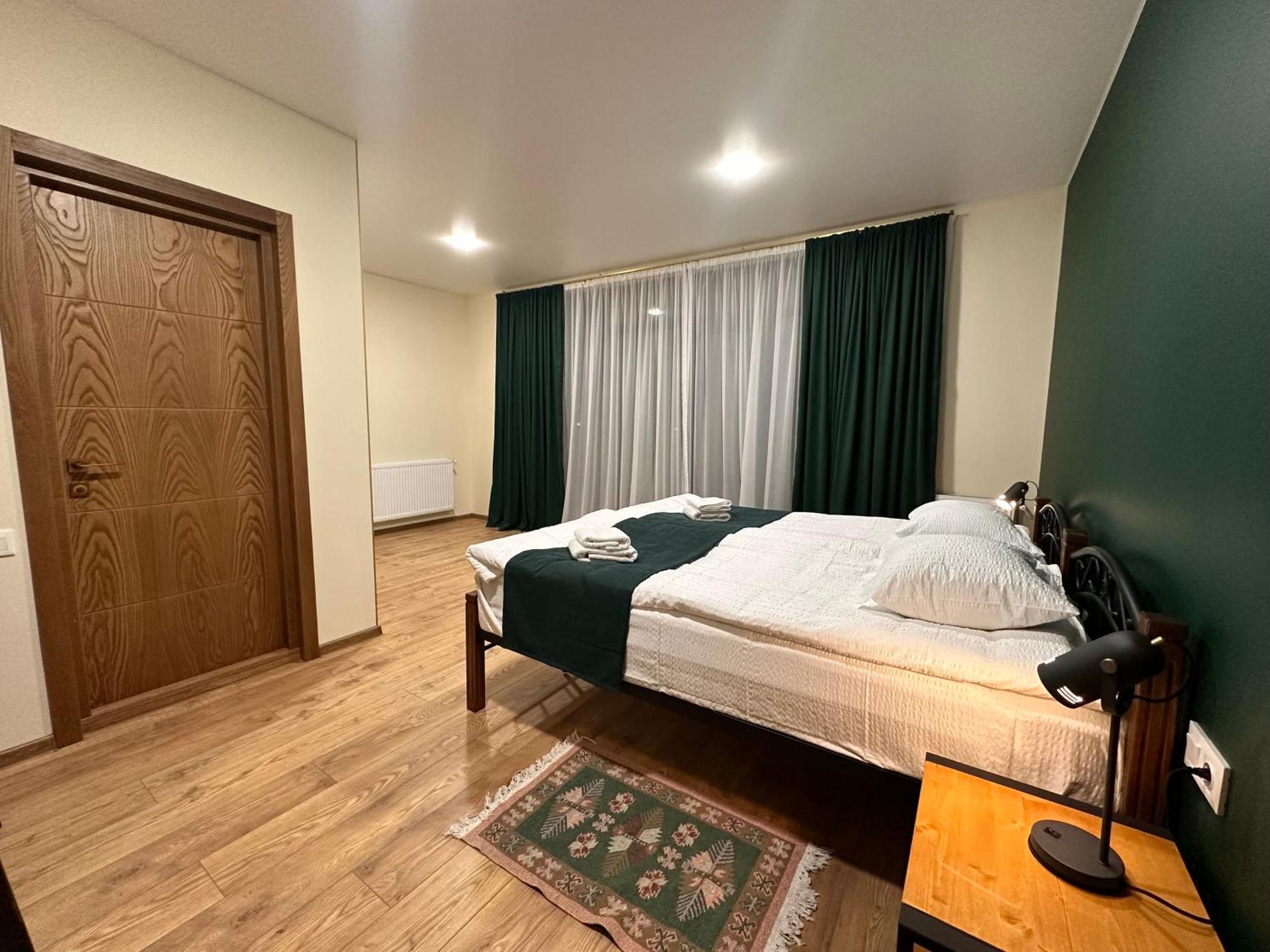Hotel Mountime Kazbegi מראה חיצוני תמונה